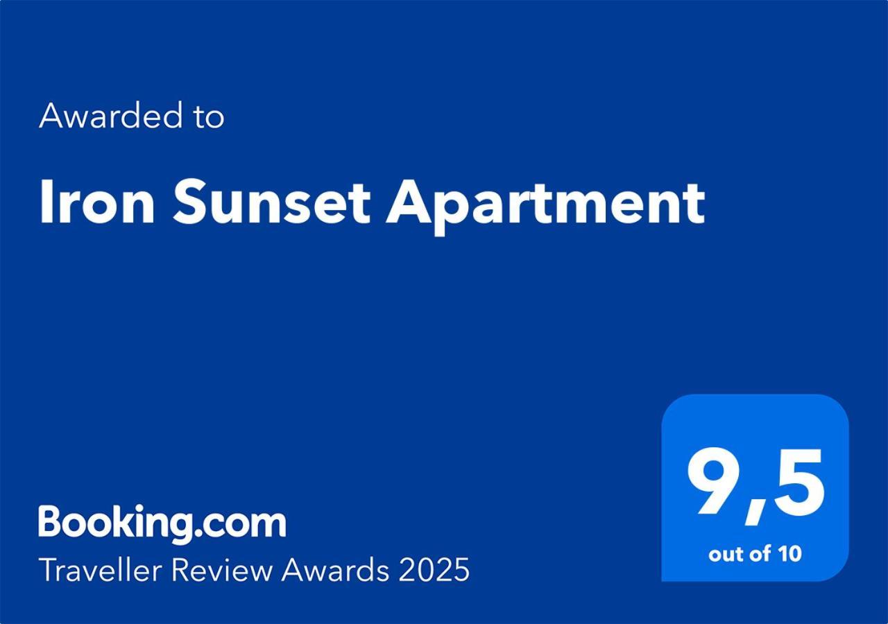 Iron Sunset Apartment Warsaw Ngoại thất bức ảnh
